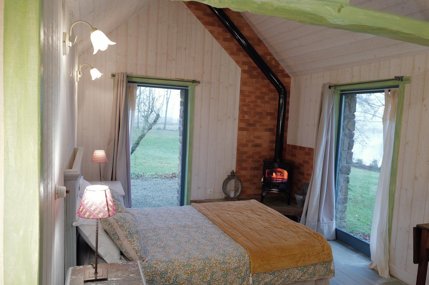 Au Pont Ricoul Bed & Breakfast Saint-Pierre-de-Plesguen Bagian luar foto