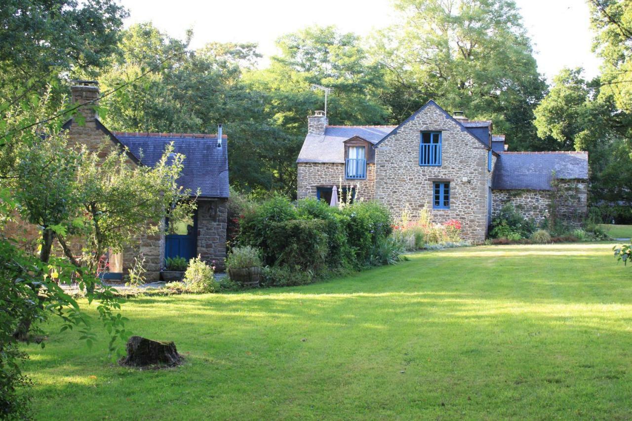 Au Pont Ricoul Bed & Breakfast Saint-Pierre-de-Plesguen Bagian luar foto